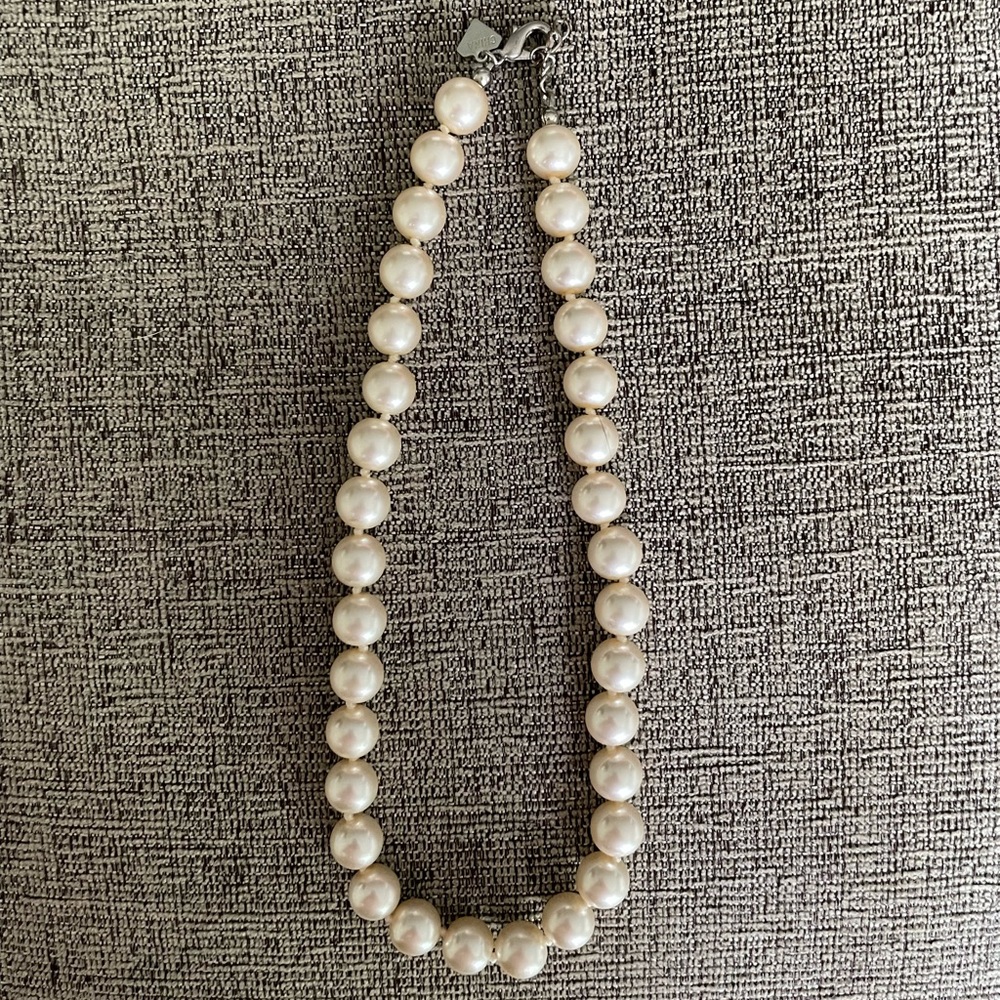 Pearl necklace